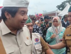 Hadiri Hari Desa Nasional di Sumedang, Maruarar Minta Pemerintah Tak Keluarkan Izin Sawah Jadi Perumahan