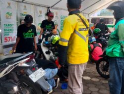 HUT ke- 24 Baznas, 300 Ojol di Sumedang Antre Ganti Oli Gratis