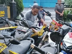 10 Debt Collector Bersenjata Tajam di Pameungpeuk Bandung Diamankan
