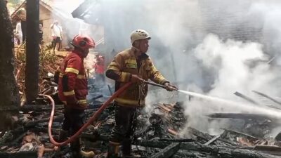 Rumah Semi Permanen di Cimanggung Sumedang Ludes Terbakar, Api Diduga dari Tungku