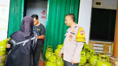 Warga Kabupaten Bandung Sulit Beli Gas Elpiji 3 Kg, Polisi Cek Stoknya di Pangkalan