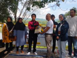 Kolaborasi Bareng Baznas dan Chiho Grup, PWI Sumedang Gelar Baksos di Peringatan HPN 2025