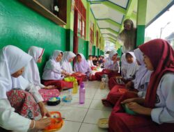 Sambut Ramadan, Siswa SDN Ciherang Pamulihan Gelar Botram