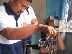 Buka Peluang Kerja, Puluhan Anak Muda Sumedang Ikuti Pelatihan Barista