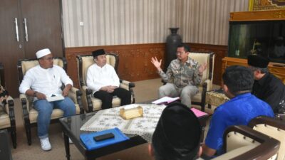 Bupati Sumedang Siap Bantu Tuntaskan Status Tanah Masjid Raya Ciromed Tanjungsari