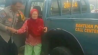 Gercep! Polisi Pertemukan Nenek Tuna Wicara dengan Keluarganya di Baleendah