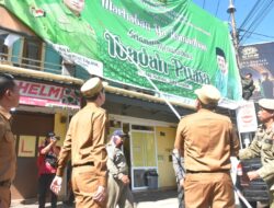 Pastikan Sumedang Enak Dipandang, Bupati dan Wabup Pimpin Langsung Penertiban Baliho dan Spanduk
