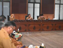 Pemda Sumedang Akan Batasi Air Minum Kemasan Plastik