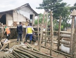 Terkikis Aliran Sungai Citarum, Tanggul di Cipurut Bojongsoang Jebol