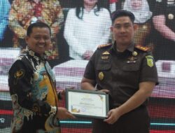 Kejari Sumedang Bersama Pemda, BUMN dan BUMD Teken MoU