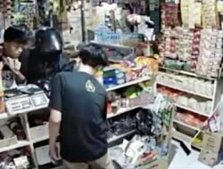 Viral Aksi Pria Palak Penjaga Warung Pakai Senjata Tajam di Sindangpanon