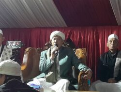 Warung Sate Leces Gaul Sunat 52 Anak Gratis, Abuya Muhyidin Pimpin Doa