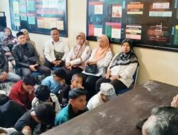 Saling Ejek di Medsos, Belasan Siswa SMP Tawuran di Jalan Raya Rajamandala-Cipatat
