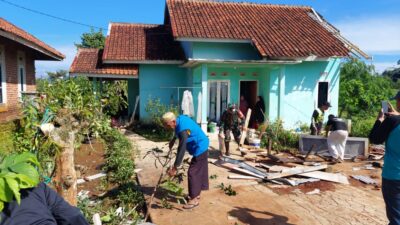 Diterjang Angin Puting Beliung, 13 Rumah Warga Situraja Utara Rusak