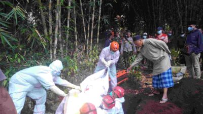 Tragis! Pria di Sumedang Ditemukan Tewas Tergantung, Kepala Terpisah dari Tubuh