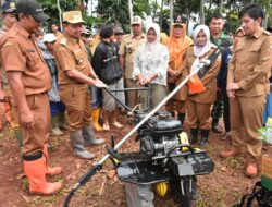 Pemberdayaan Buruh Tani Miskin di Sumedang Jadi Fokus Seratus Hari Kerja Dony-Fajar