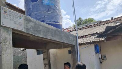 Bantu Warga Miskin, Pemdes Cikeruh Bangun 3 Titik Sarana Air Bersih