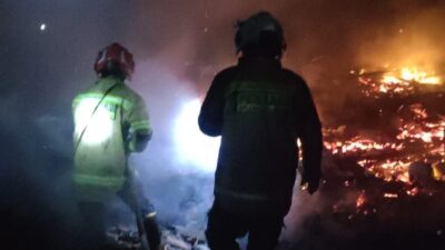 Tiga Rumah di Cikahuripan Sumedang Ludes Terbakar, Satu Orang Tewas