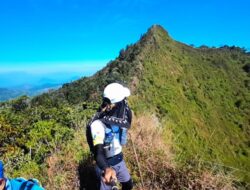 Menjelajahi Gunung K2 Sumedang, Kareumbi dan Kerenceng Pesona Eksotis Puncak Gunung