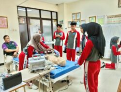 Prodi D3 Keperawatan Unimus Semarang Gelar Pelatihan BTCLS untuk Mahasiswa Keperawatan Tahun 2025