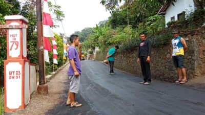Perbaikan Jalan Desa Karangheulet