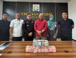 Dua Hari Berturut, Kejari Sumedang Selamatkan Uang Negara Rp1,1 Miliar Lebih