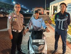 Nekat Masuk Tol, Pengendara Motor Diamankan Petugas PJR Cisumdawu