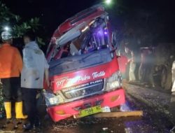 Tiga Tewas dan 17 Luka-Luka dalam Kecelakaan Maut Tanjakan Cae Wado Sumedang
