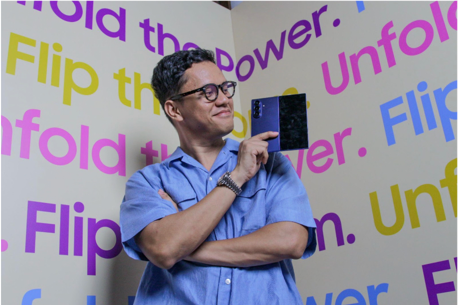 Ekonomi Kreator Melesat: Galaxy Z Series Jadi Senjata Rahasia!