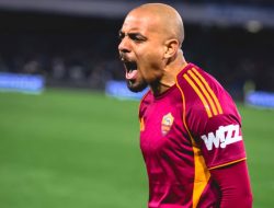 Roma Siap Permanenkan Malen, Skema Transfer Direvisi