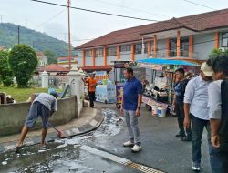 Bupati Pimpin Penataan Kebersihan Ruang Publik, Alun-alun Sumedang Dipercantik Sambut Ramadan