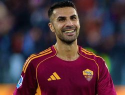 Zeki Celik Menuju Bebas Transfer, Roma di Persimpangan