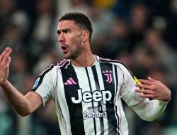 Vlahovic Belum Sepakat dengan Juventus, Barcelona Muncul sebagai Opsi Serius