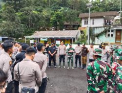 Apel TNI-Polri Tangani Longsor Desa Citengah
