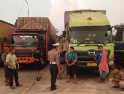 Polres Sumedang Tindak 16 Truk Sumbu Tiga Selama Operasi Ketupat
