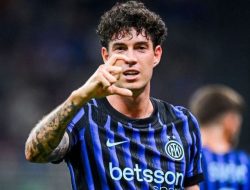 Barcelona Incar Bastoni, Inter Tegaskan Tak Jual Murah