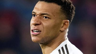 Mbappe Cedera Lutut, Madrid Pilih Jalur Konservatif