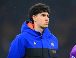 Barcelona Bidik Alessandro Bastoni, Inter Pasang Harga Tinggi