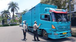 razia truk sumbu tiga Sumedang