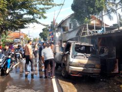 Pickup Terbakar di Situraja Sumedang, Diduga Akibat Korsleting