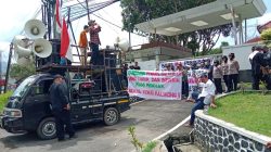 Sengketa Dana Tol Cisumdawu Memanas, Aksi Protes Warnai Kantor Pengadilan Sumedang