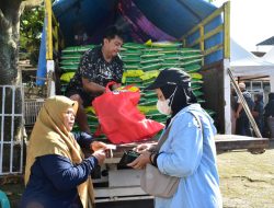 Gebyar Sembako Duafa dan Gerakan Pangan Murah Serempak Meriahkan Hari Jadi Sumedang ke-448