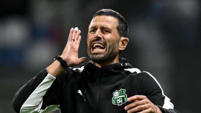 Fabio Grosso Bangga Dikaitkan Fiorentina, Pilih Fokus di Sassuolo