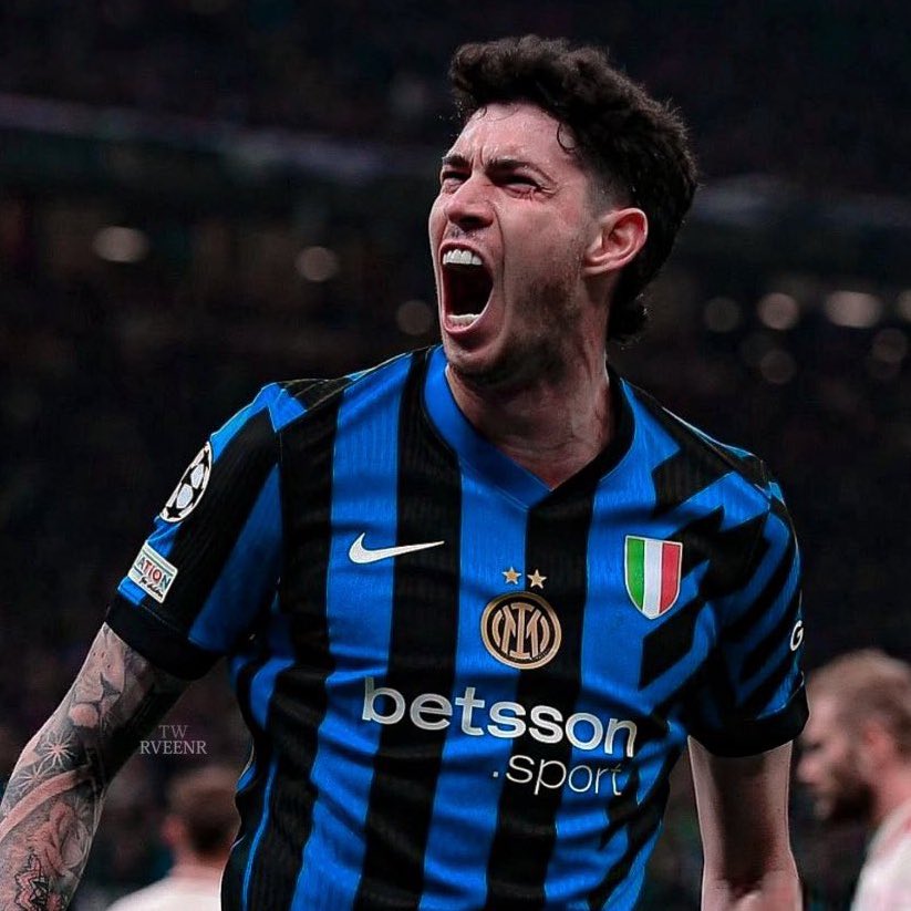 Chivu Tegaskan Bastoni Nyaman di Inter di Tengah Minat Barcelona