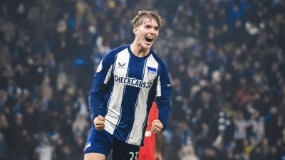 Manchester City Buru Wonderkid Jerman Kennet Eichhorn