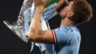 john stones transfer