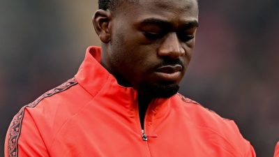 Fofana AC Milan dijual