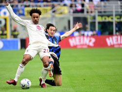 Inter Mulai Cari Pengganti Bastoni di Bursa Transfer 2026