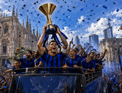 Lautaro Martinez Pimpin Parade Juara Inter Milan di Kota Milan