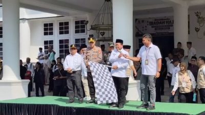 Jamaah Haji Kloter 29 Asal Sumedang Mulai Diberangkatkan ke Asrama Haji Indramayu